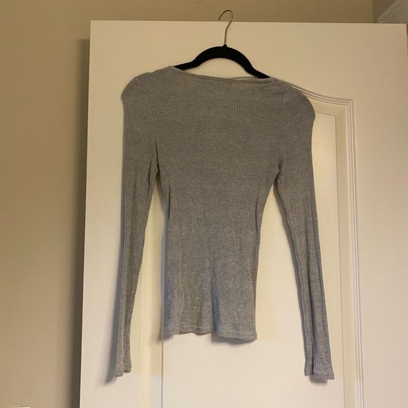 Urban Outfitters Grey Long Sleeve Lace-Up Top - Picture 3 of 3